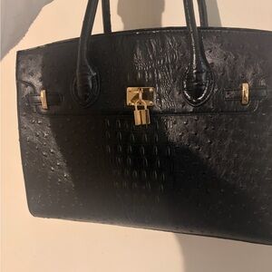 Elegant Black Leather Handbag